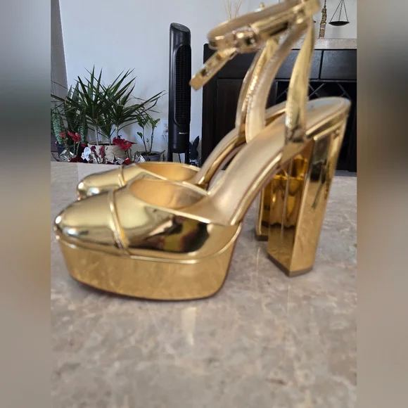 Antonio Melani x Nat Note Pia Mirror Metallic Platform Pumps. Gold  (Size 9) - Picture 8 of 15